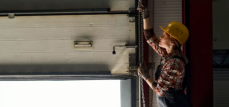 Addressing Common Garage Door Stoppage Issues in Pittsburg, CA